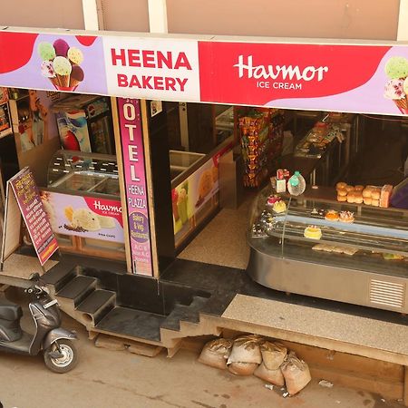 Hotel Heena Plaza Ābu Road Exterior photo